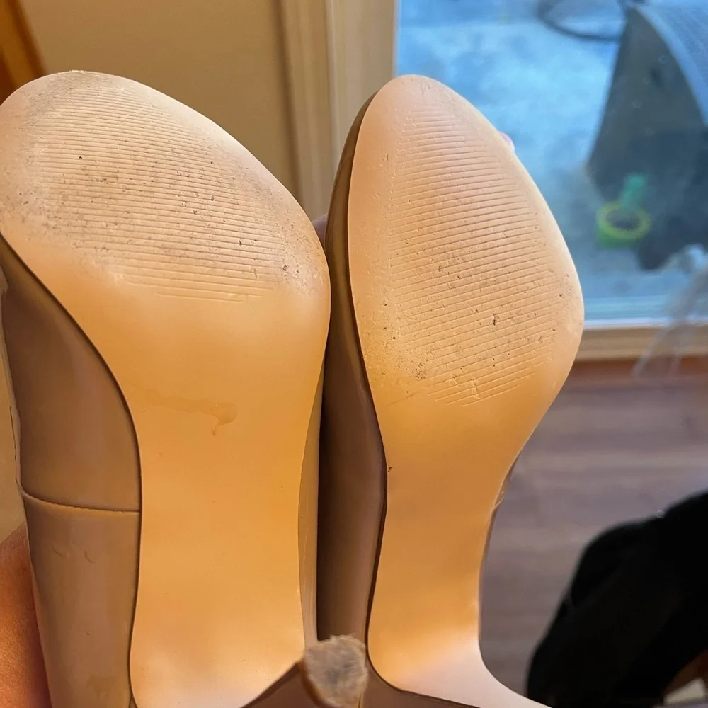 Fergalicious By Fergie Vintage Heels Size 6.5